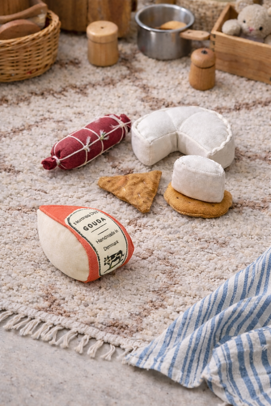 Norma’s Deli – Gouda Cheese Set